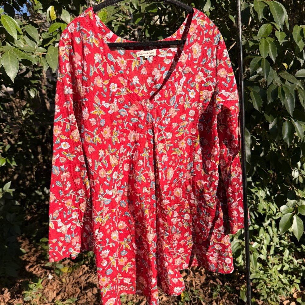 Trade Cloth Red Floral Button Front Tunic Top Women's M Boho